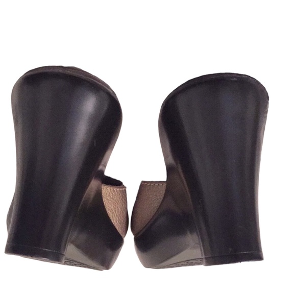 Tommy Hilfiger Greer Metallic Gold Leather Wedges Sandals Platforms Sz 8M - Picture 6 of 8